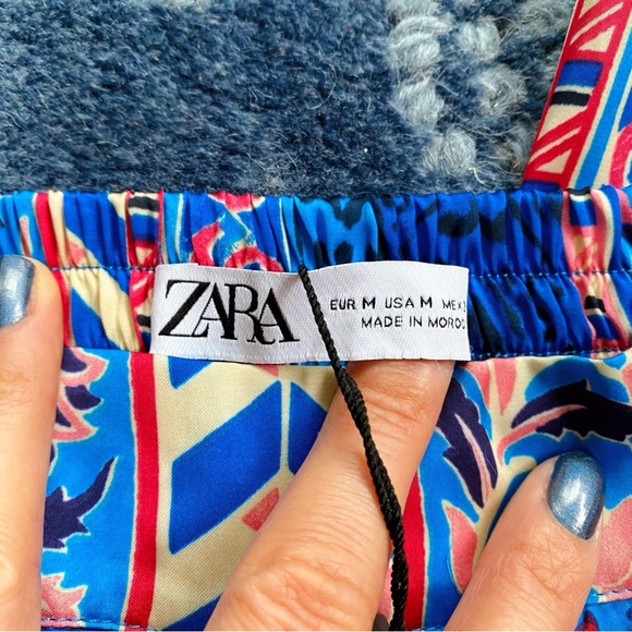 🦋 ZARA BOHO BLUE MULTI TRIBAL SATIN WIDE LEG HIGH WAIST PANTS! - Picture 13 of 16